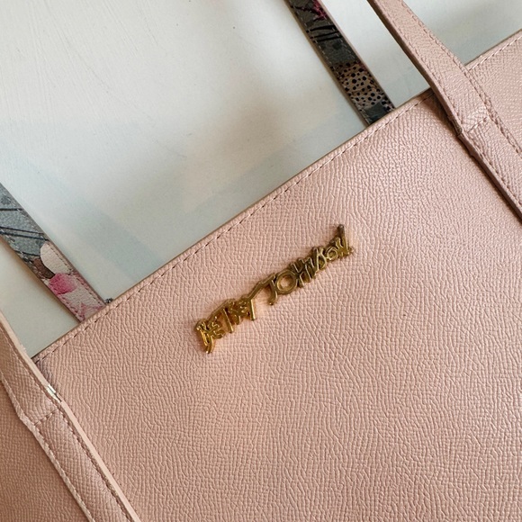 Betsey Johnson Blush Pink Tote Bag - Picture 4 of 12